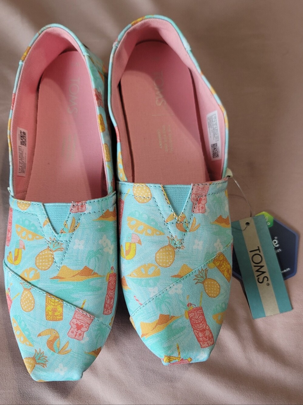 Toms Aqua Pineapple & Tiki Print Alpargata Flats